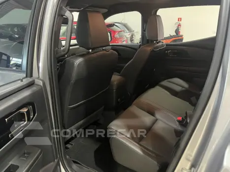 TRITON 2.4 Biturbo CD Katana 4X4