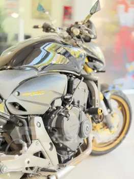 CB 600F HORNET