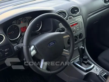 FOCUS 2.0 GLX Sedan 16V