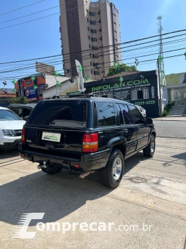 CHEROKEE 4.0 Laredo 4X4 6I 12V