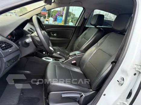 FLUENCE Sed. Dynamique 2.0 16V FLEX Aut.