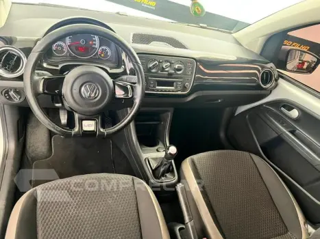 UP! CROSS 1.0 TSI TOTAL FLEX MEC. 4P