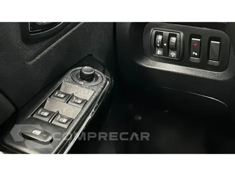 CAPTUR 1.6 16V SCE FLEX INTENSE X-TRONIC