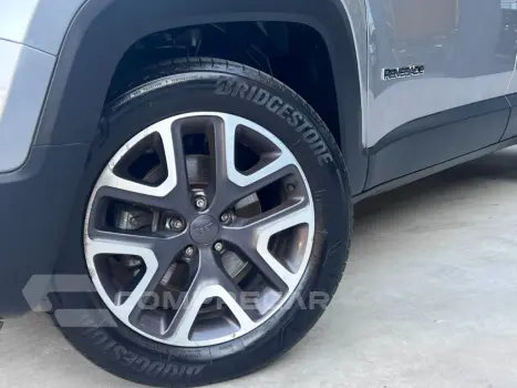 Renegade Longitude 1.8 4x2 Flex 16V Aut.