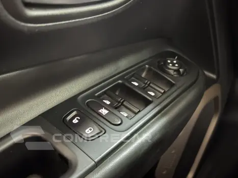 RENEGADE 1.8 16V FLEX LONGITUDE 4P AUTOMÁTICO