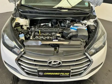 HB20S 1.6 COMFORT PLUS 16V FLEX 4P AUTOMATICO