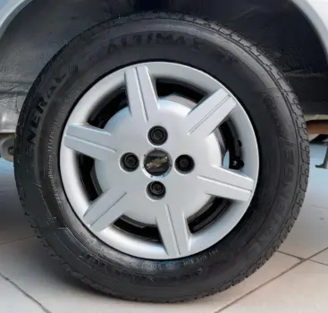 CLASSIC 1.0 MPFI LS 8V