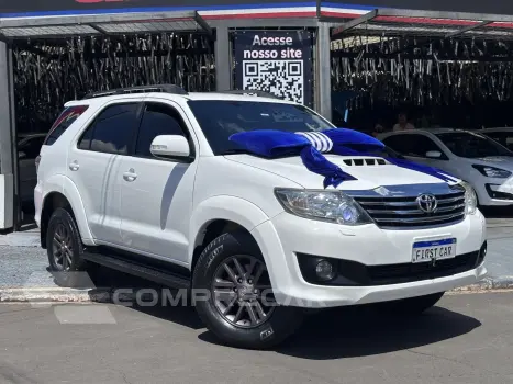HILUX SW4 3.0 SRV 4X4 16V TURBO INTERCOOLER DIESEL 4P AUTOMÁ