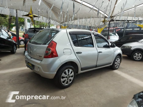 Sandero 1.6