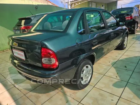 CLASSIC - 1.0 MPFI LIFE 8V 4P MANUAL