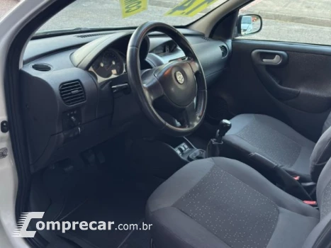 CORSA SEDAN - 1.4 MPFI PREMIUM SEDAN 8V 4P MANUAL