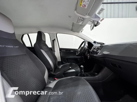 CROSS UP 1.0 TSI 12V FLEX 4P MANUAL