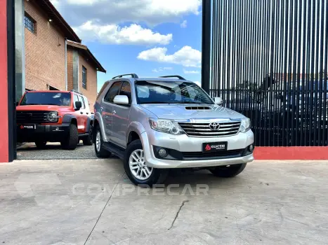 HILUX SW4 3.0 SRV 4X4 16V TURBO INTERCOOLER DIESEL 4P AUTOMÁ