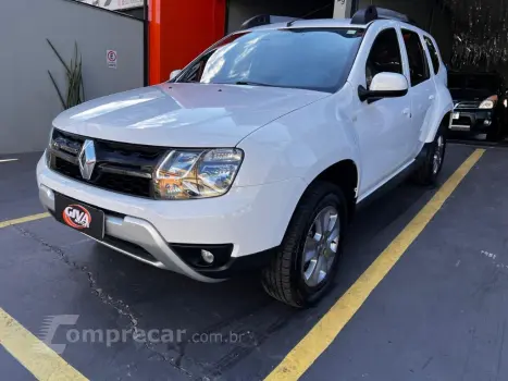 Renault DUSTER Dynamique 1.6 Flex 16V Mec. 4 portas
