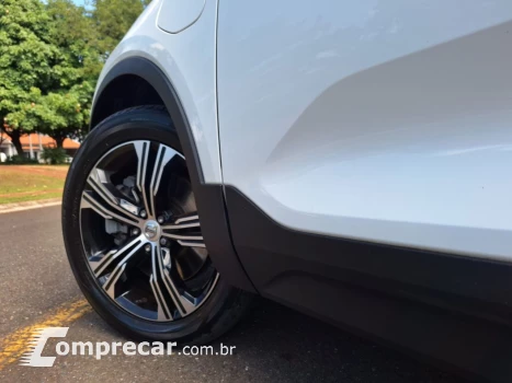 XC40 1.5 T5 Hybrid Inscription Geartronic