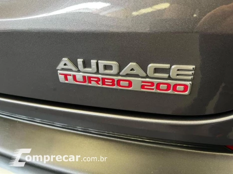 FASTBACK AUDACE TURBO 200 FLEX AT 4P