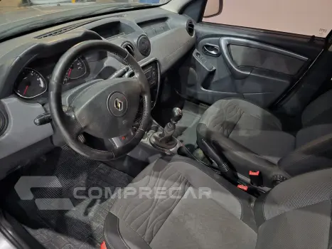 DUSTER 2.0 Dynamique Plus 4X4 16V