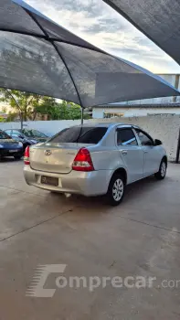 ETIOS 1.5 X Sedan 16V
