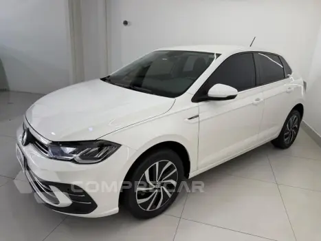 Volkswagen POLO HL AB 4 portas