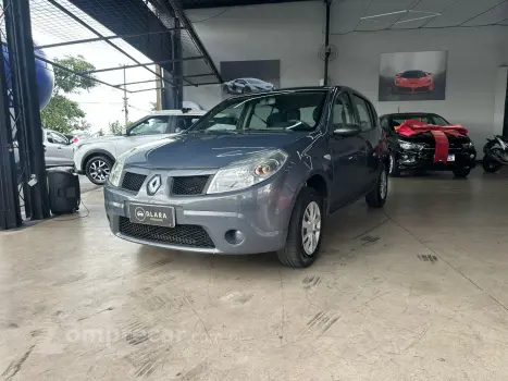Renault SANDERO Expression Hi-Flex 1.0 16V 5p 4 portas
