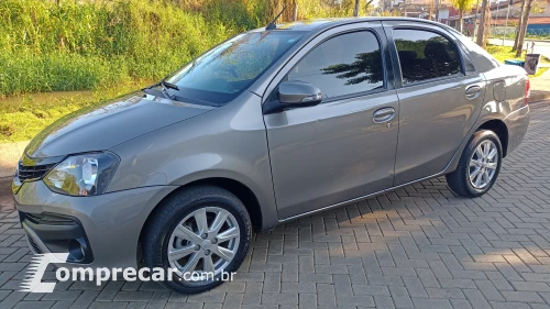 Etios 1.5 X Plus Sedan 16V Automático