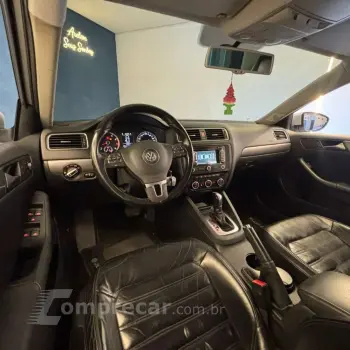 JETTA Highline 2.0 TSI 16V 4p Tiptronic