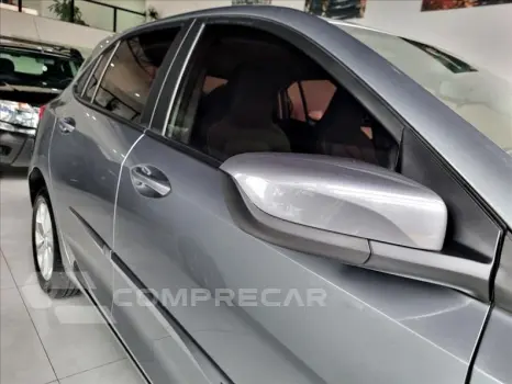 ONIX 1.0 Turbo LT
