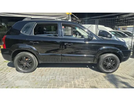 TUCSON 2.0 MPFI GL 16V 142CV 2WD GASOLINA 4P AUTOMÁTICO