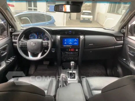 Hilux SW4 SRX 4x4 2.8 TDI 16V Dies. Aut.