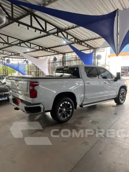 SILVERADO 5.3 V8 1500 High Country 4X4