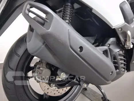 YAMAHA NMAX 160 ABS