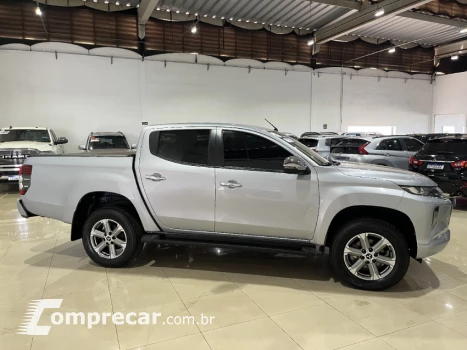 L200 TRITON 2.4 16V Turbo Sport HPE CD 4X4