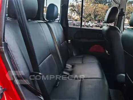 PAJERO TR4 - 2.0 4X4 16V 4P MANUAL