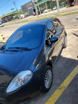 Fiat PUNTO 1.4 Attactive 8V 4 portas