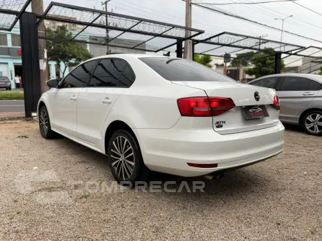 JETTA 2.0 COMFORTLINE FLEX 4P TIPTRONIC