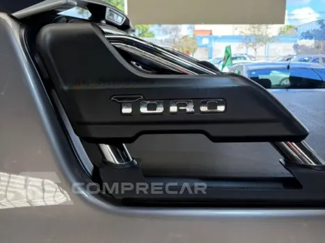 TORO - 2.0 16V TURBO RANCH 4WD AT9