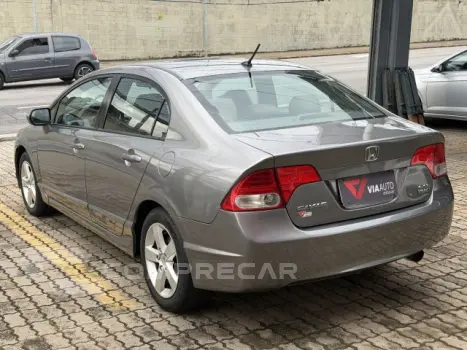 CIVIC - 1.8 LXS 16V 4P AUTOMÁTICO