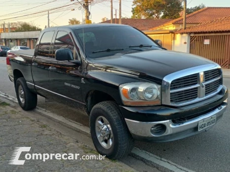 RAM - 5.7 2500 ST 4X2 CD V8 4P AUTOMÁTICO