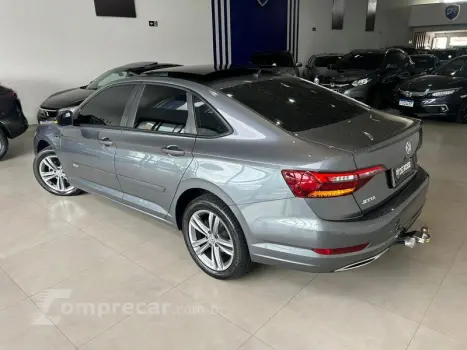 JETTA R-LINE 250 TSI 1.4 FLEX 16V AUT.