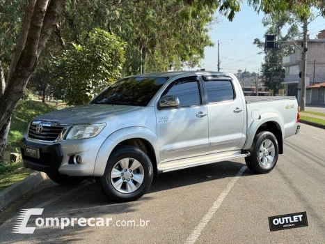 Toyota HILUX 2.7 SRV 4X4 CD 16V FLEX 4P AUTOMÁTICO 4 portas