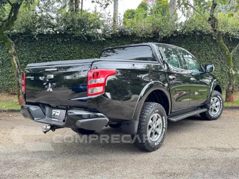 L200 TRITON 2.4 16V Turbo Sport HPE CD 4X4