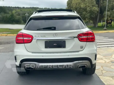 GLA 250 2.0 16V TURBO GASOLINA SPORT 4P AUTOMÁTICO