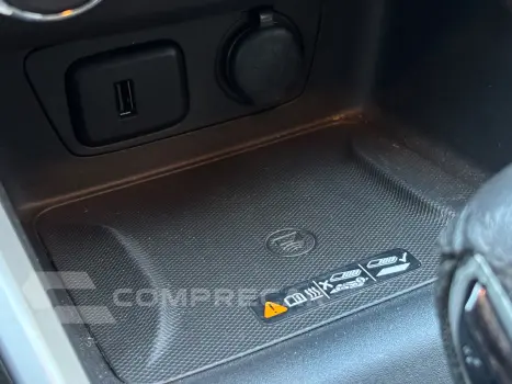 ONIX 1.0 Turbo Plus Premier