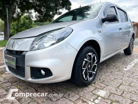 Renault SANDERO Expression Hi-Flex 1.6 8V 5p 4 portas