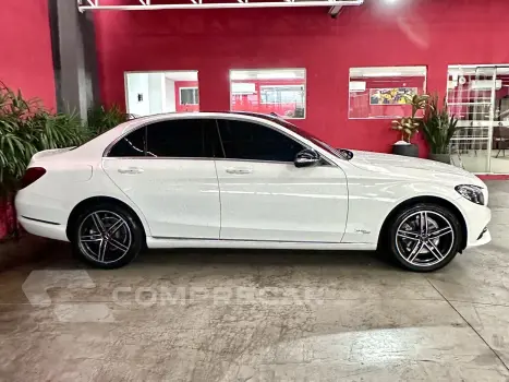 C 180 1.6 CGI AVANTGARDE 16V TURBO GASOLINA 4P AUTOMÁTICO