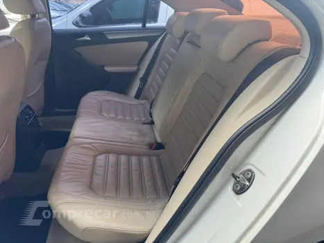 JETTA 2.0 TSI Highline