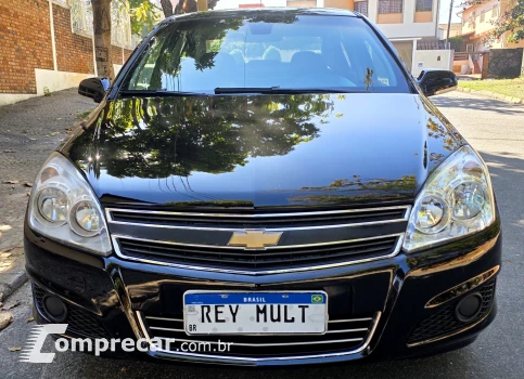 VECTRA 2.0 MPFI Expression 8V