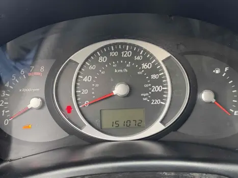 TUCSON 2.0 MPFI GLS 4X2 16V 143cv 2WD