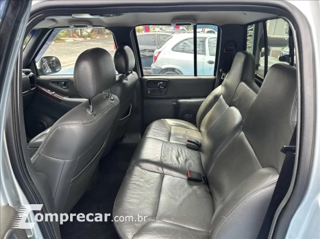 S10 2.4 MPFI EXECUTIVE 4X2 CD 8V FLEX 4P MANUAL