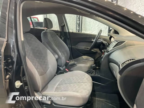 HB20S - 1.6 COMFORT PLUS 16V 4P AUTOMÁTICO